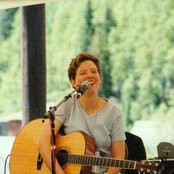 Catie Curtis - List pictures