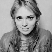 Uffie - List pictures