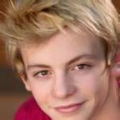 Ross Lynch - List pictures