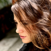 Tiê - List pictures