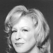 Bette Midler - List pictures