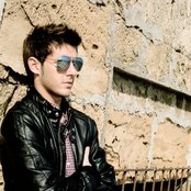 Danny Leiva - List pictures