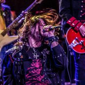 Snew - List pictures