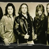 Riot - List pictures