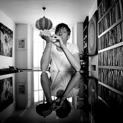 Daniel Avery - List pictures