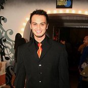 Billy Crawford - List pictures