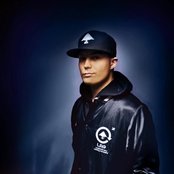 Cheek - List pictures