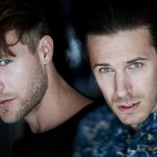 Nik & Jay - List pictures