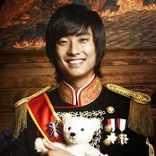 Howl & J - List pictures