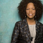 Lynda Randle - List pictures