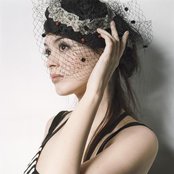 Emilie Simon - List pictures