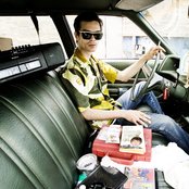 Dan Sartain - List pictures