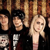 The Animal In Me - List pictures