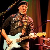 Richard Thompson - List pictures