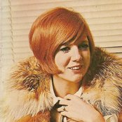 Cilla Black - List pictures