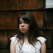 Samantha Crain - List pictures