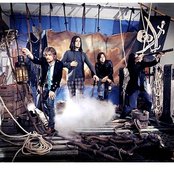 Raconteurs - List pictures