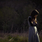 Julia Holter - List pictures