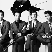 Melee - List pictures