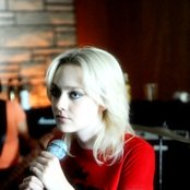 Dakota Fanning - List pictures