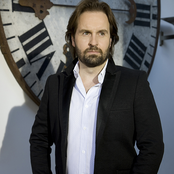 Alfie Boe - List pictures