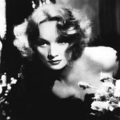 Marlene Dietrich - List pictures