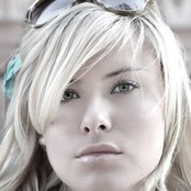 Alexandra Amor - List pictures