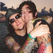 Pinkly Smooth - List pictures