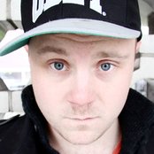 Huxley - List pictures