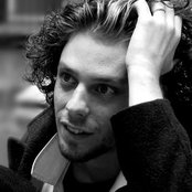 Oren Lavie - List pictures