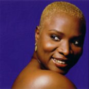 Angelique Kidjo - List pictures