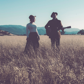 You+me - List pictures