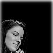 Emilie-claire Barlow - List pictures