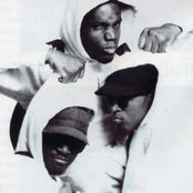 Black Moon - List pictures