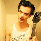 Dan Sartain - List pictures