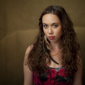 Sarah Jarosz - List pictures