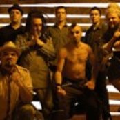 Karamelo Santo - List pictures