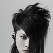 Miyavi - List pictures