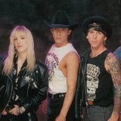 Contraband - List pictures