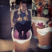 Benny Tipene - List pictures