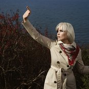 Sharin Foo - List pictures