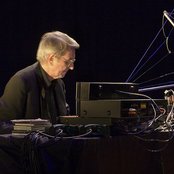 Asmus Tietchens - List pictures