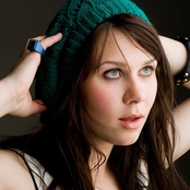 Amy Kuney - List pictures