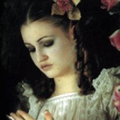 Amy Studt - List pictures