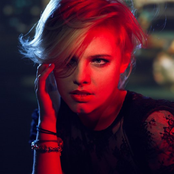 Ania Dabrowska - List pictures