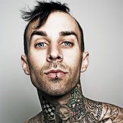 Travis Barker - List pictures
