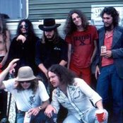 Lynard Skynard - List pictures