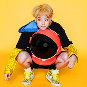 Amber - List pictures