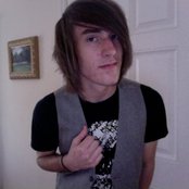 Starsarefallingforus - List pictures