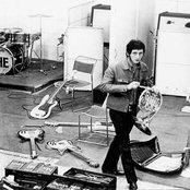 John Entwistle - List pictures